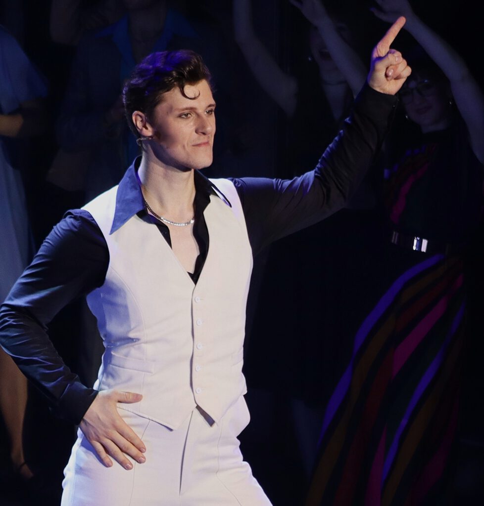 Dieses Bild hat ein leeres Alt-Attribut. Der Dateiname ist IMG_9623.a-978x1024.jpg