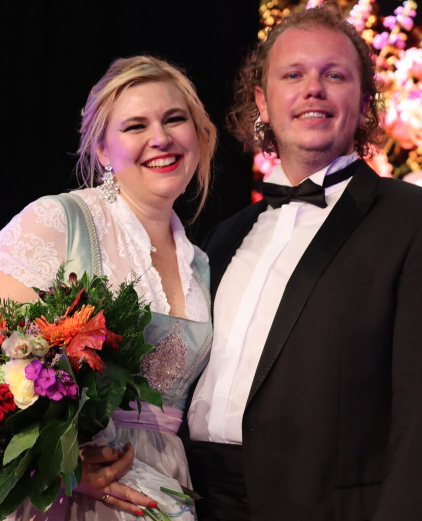 Dieses Bild hat ein leeres Alt-Attribut. Der Dateiname ist IMG_6503-830x1024.jpg